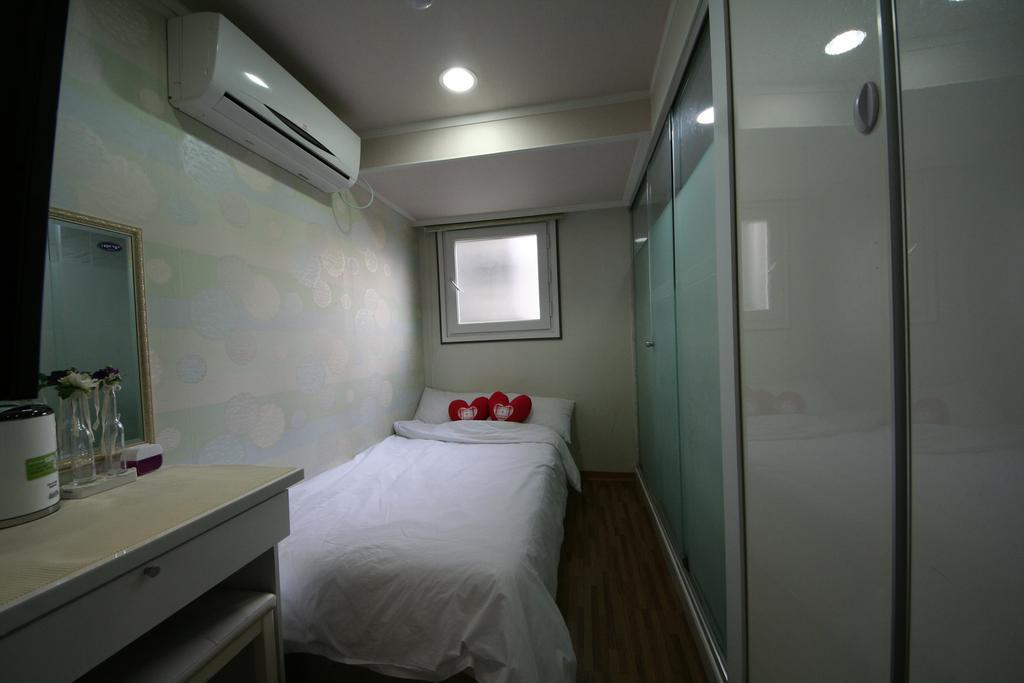 Chloe Hostel Сеул Экстерьер фото